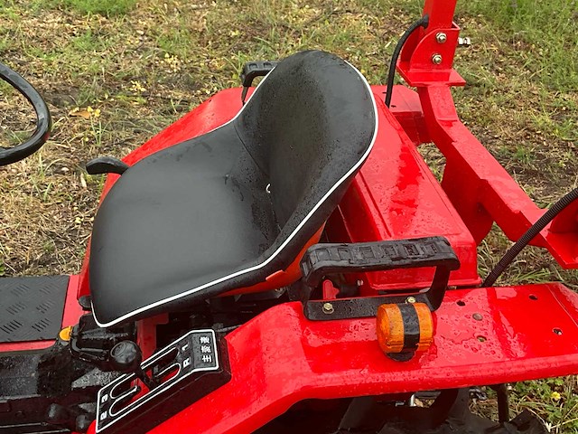 Yanmar f16d minitractor - afbeelding 20 van  37