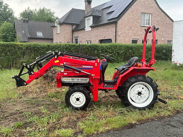 Yanmar f16d minitractor - afbeelding 10 van  37