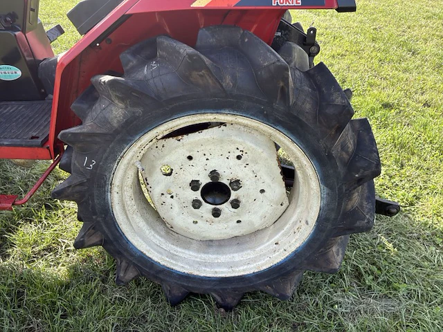 Yanmar f175 vierwielaangedreven minitractor - afbeelding 4 van  18
