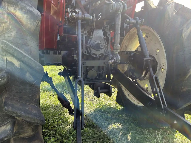 Yanmar f175 vierwielaangedreven minitractor - afbeelding 10 van  18