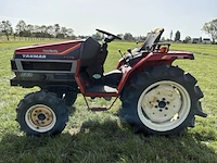 Yanmar f175 vierwielaangedreven minitractor - afbeelding 17 van  18