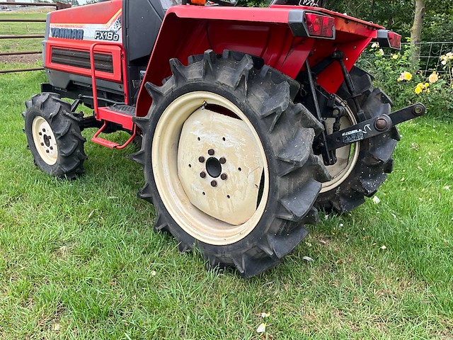Yanmar f18 minitractor - afbeelding 3 van  24