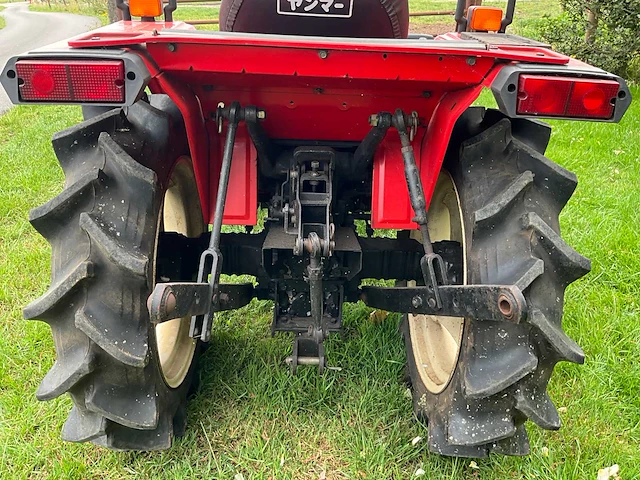 Yanmar f18 minitractor - afbeelding 16 van  24