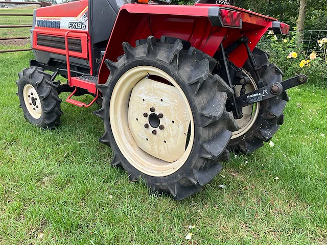 Yanmar f18 minitractor - afbeelding 3 van  24