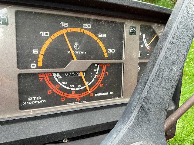 Yanmar f18 minitractor - afbeelding 10 van  24