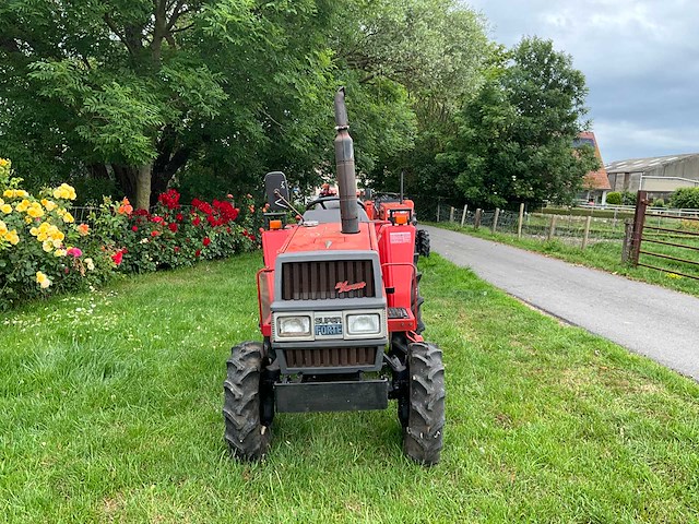 Yanmar f18 minitractor - afbeelding 12 van  24