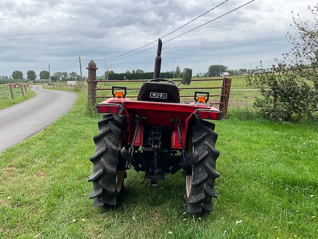 Yanmar f18 minitractor - afbeelding 21 van  24