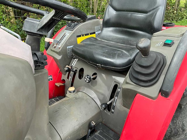 Yanmar f180 minitractor - afbeelding 11 van  21