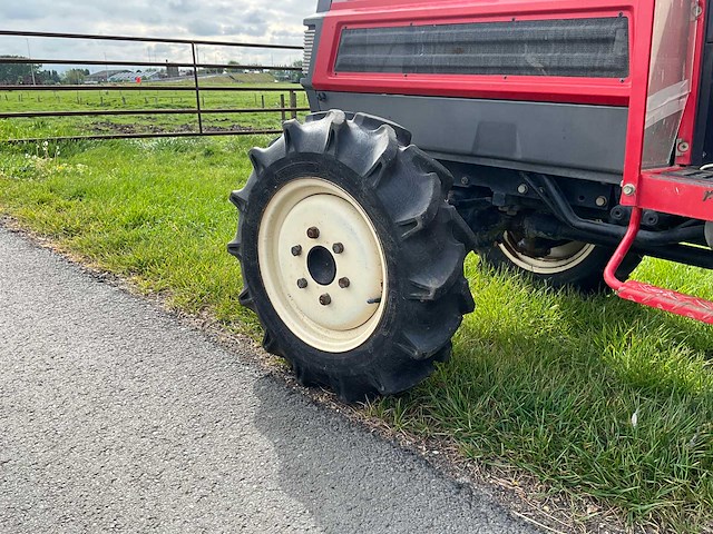 Yanmar f20 minitractor + grondfrees - afbeelding 14 van  20