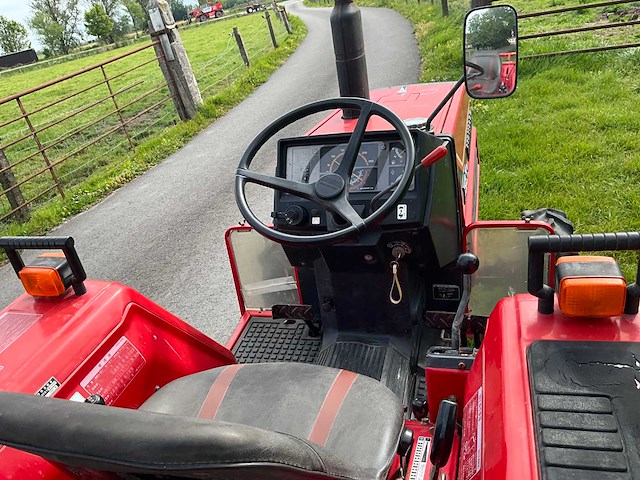 Yanmar f20 minitractor + grondfrees - afbeelding 7 van  20