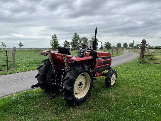 Yanmar f20 minitractor - afbeelding 18 van  22