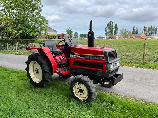 Yanmar f20 minitractor - afbeelding 13 van  19