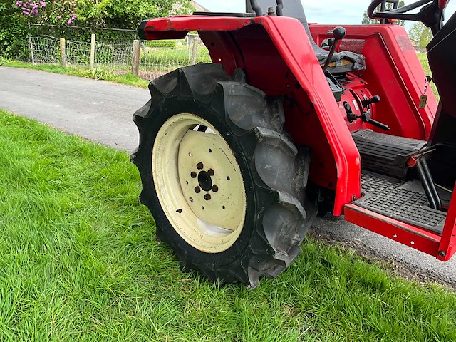 Yanmar f20 minitractor - afbeelding 18 van  19
