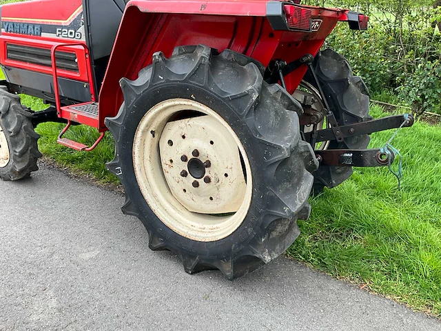 Yanmar f20 minitractor - afbeelding 19 van  19
