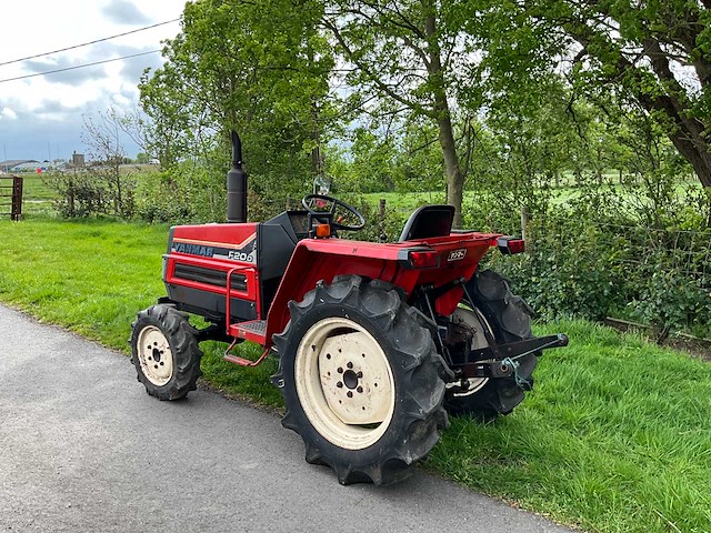 Yanmar f20 minitractor - afbeelding 1 van  1