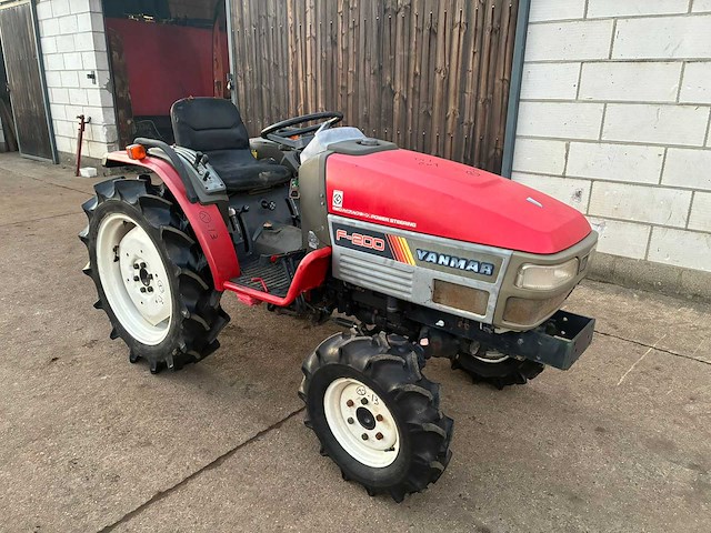 Yanmar f200 4wd 547 uur - afbeelding 1 van  7