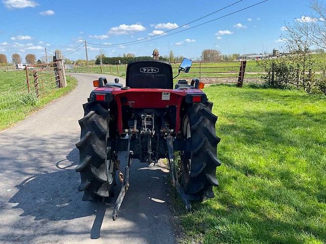 Yanmar f200 minitractor - afbeelding 16 van  19
