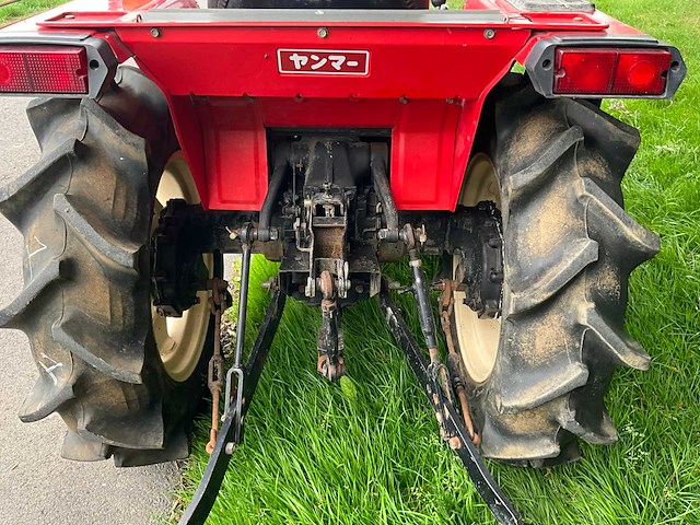 Yanmar f20d minitractor - afbeelding 15 van  22