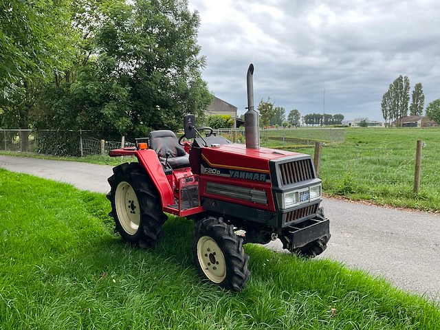 Yanmar f20d minitractor - afbeelding 16 van  22