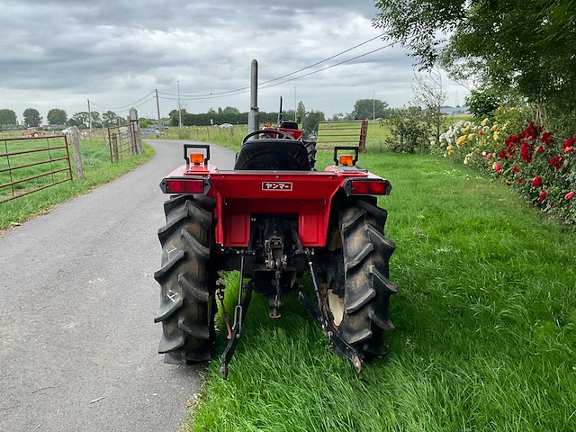 Yanmar f20d minitractor - afbeelding 19 van  22