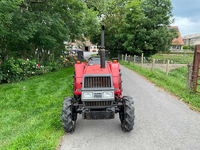 Yanmar f20d minitractor - afbeelding 12 van  21