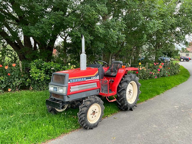 Yanmar f20d minitractor - afbeelding 1 van  12
