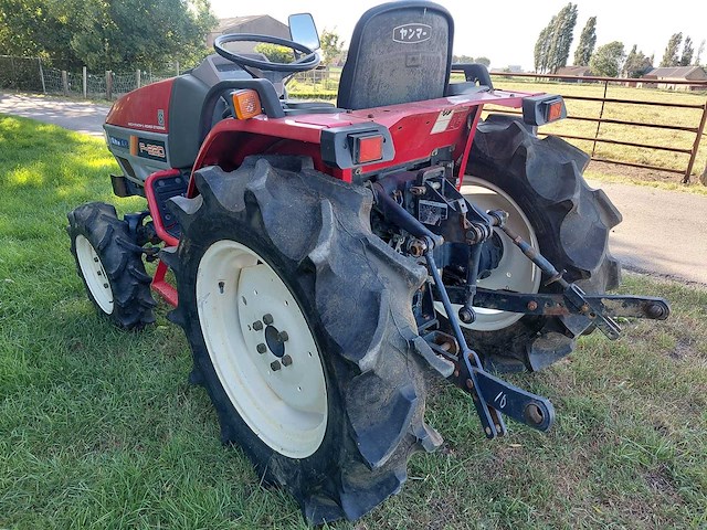 Yanmar f220 minitractor - afbeelding 8 van  10