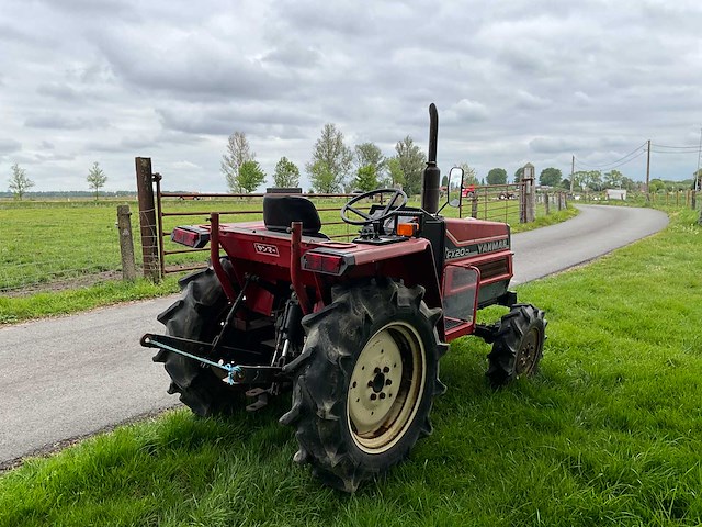 Yanmar fx20 minitractor - afbeelding 14 van  19