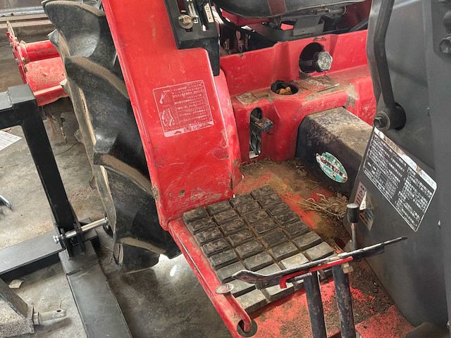 Yanmar ke-3 4wd landbouwtractor - afbeelding 14 van  17