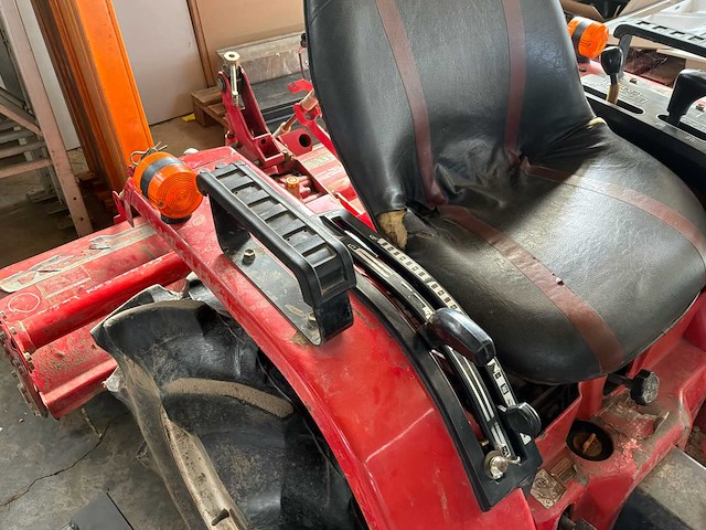 Yanmar ke-3 4wd landbouwtractor - afbeelding 15 van  17
