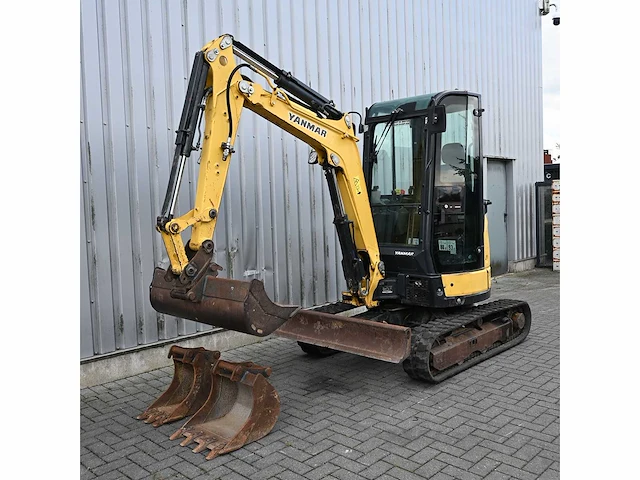 Yanmar vio25-6 diesel rupsgraafmachine - afbeelding 12 van  20