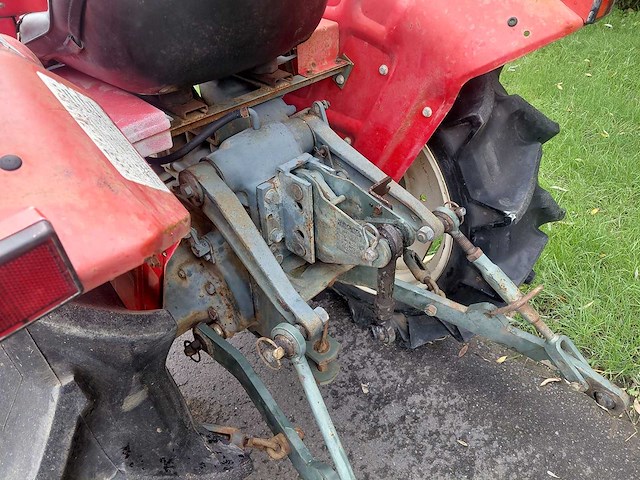 Yanmar ym1720 minitractor - afbeelding 8 van  17