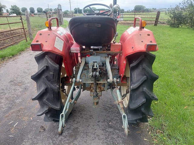 Yanmar ym1720 minitractor - afbeelding 14 van  17