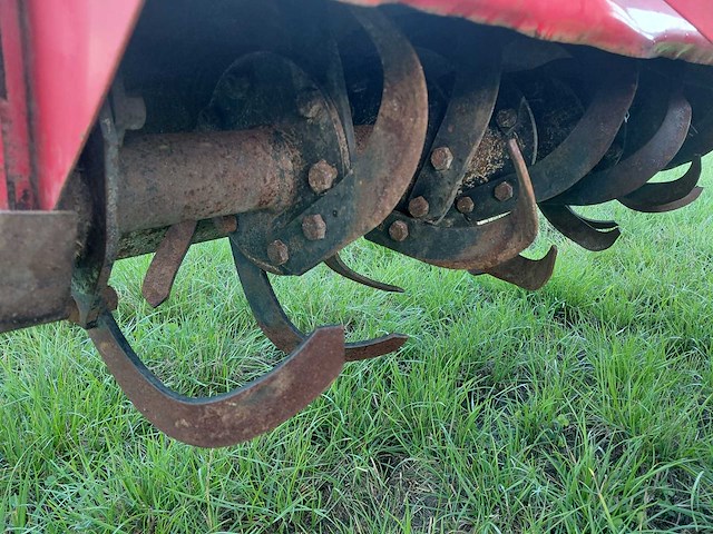 Yanmar ym1810 minitractor + grondfrees - afbeelding 9 van  23