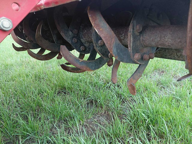 Yanmar ym1810 minitractor + grondfrees - afbeelding 15 van  23