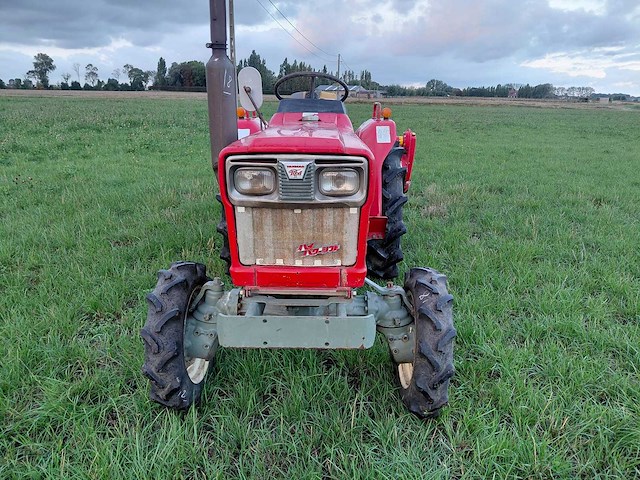 Yanmar ym1810 minitractor + grondfrees - afbeelding 12 van  23
