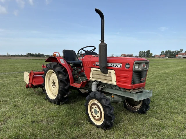 Yanmar ym1820d vierwielaangedreven minitractor met grondfrees - afbeelding 19 van  25