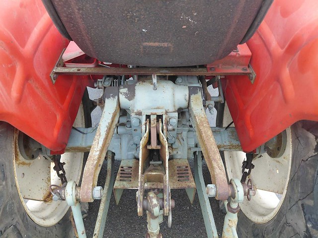 Yanmar ym2010 minitractor - afbeelding 16 van  16