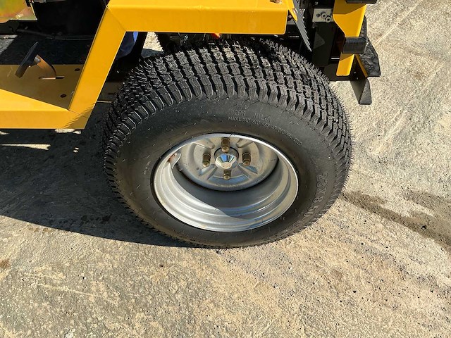 Yarmax 195fc - 2025 - wi18d 18hp - minitractor - afbeelding 4 van  29