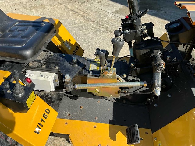 Yarmax 195fc - 2025 - wi18d 18hp met aardaplrooier - minitractor - afbeelding 9 van  25