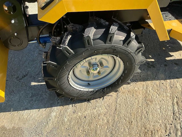 Yarmax 195fc - 2025 - wi18d 18hp met frees - minitractor - afbeelding 20 van  27