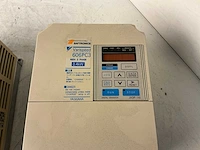 Yaskawa cimr-pca40p4 606pc3 frequentieregelaar (2x) - afbeelding 3 van  5