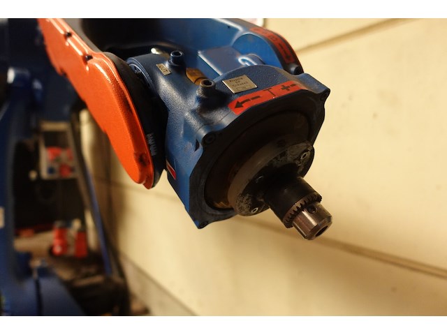 Yaskawa lasrobot met afzuiging - afbeelding 12 van  35
