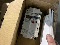 Yaskawa vs mini j7 power supply - afbeelding 1 van  2