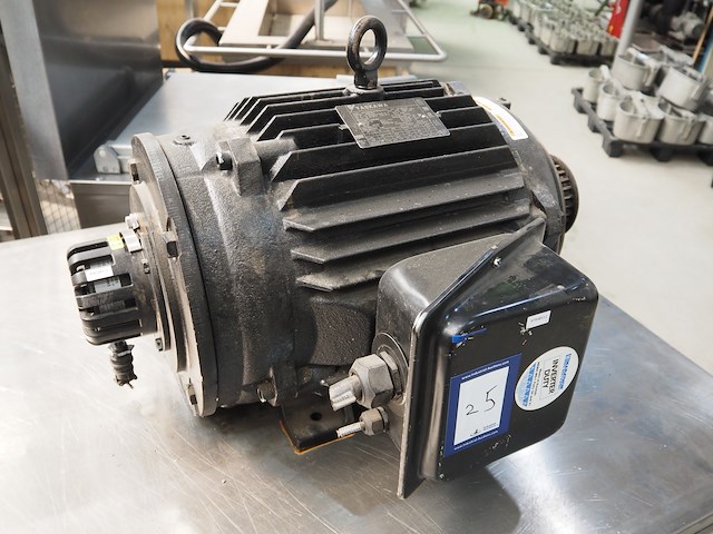 Yaskawa - afbeelding 1 van  7