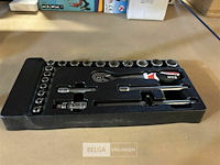 Yato doppenset met ratel - opname 3/8 - 22-delig - afbeelding 2 van  4