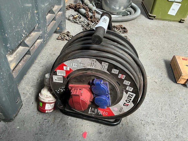 Yato yt-8120 krachtstroom haspel - afbeelding 1 van  3