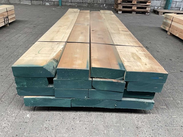 Yellow poplar balken 80 mm ca. 0,9 m³ - afbeelding 1 van  5