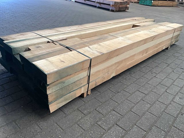 Yellow poplar balken 80 mm ca. 0,9 m³ - afbeelding 2 van  5