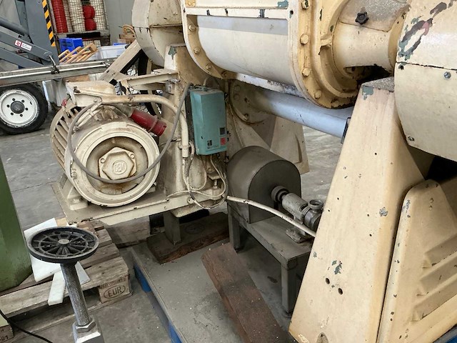 Y.guittard m54l menger - afbeelding 5 van  13